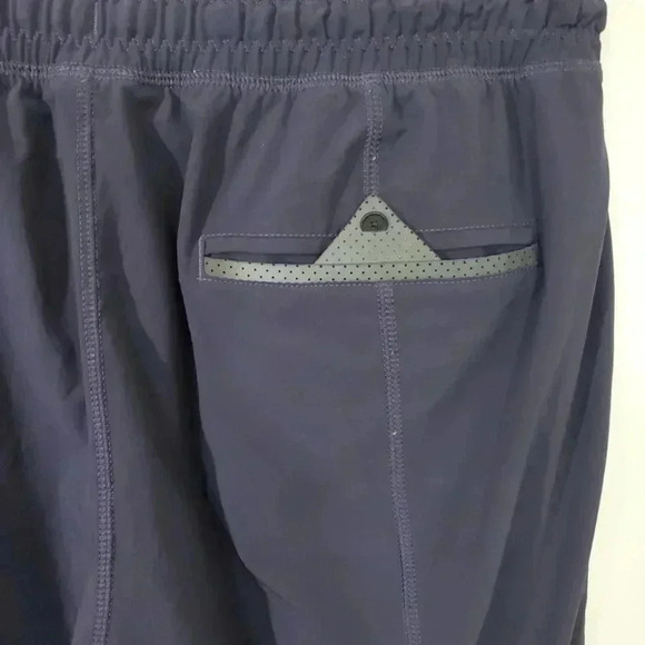 LULULEMON elastic waist joggers.  Size 8 - Picture 6 of 7